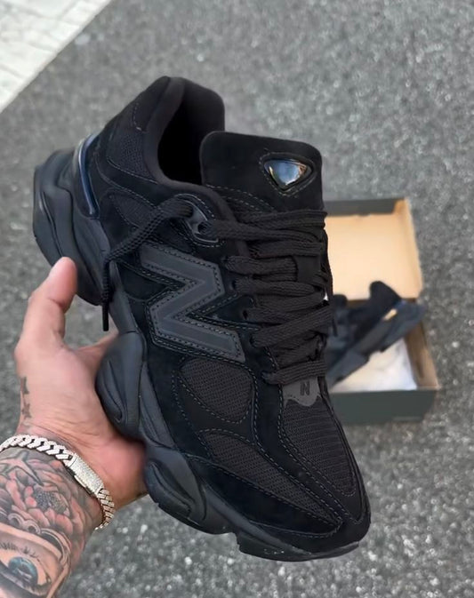 Black New Balance
